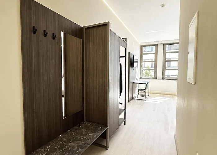 The Treasury 호텔 *