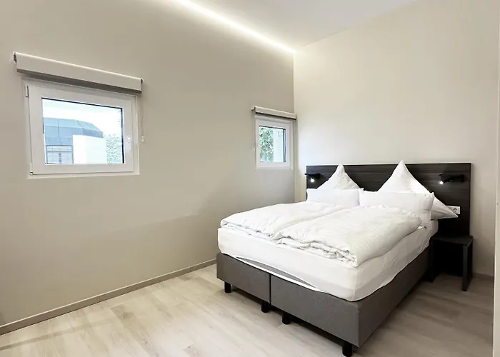 The Treasury 호텔 *